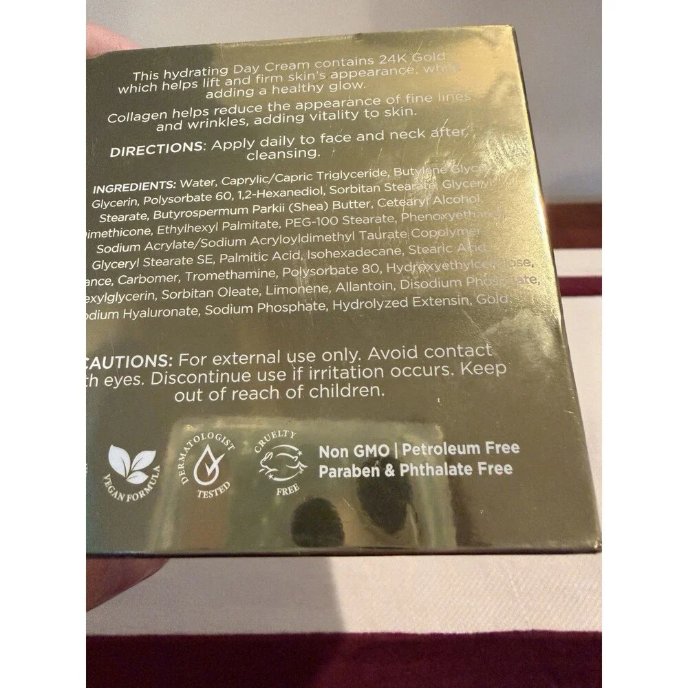 NEW IN BOX Clear Beauty 24K Gold and Collagen Day Cream